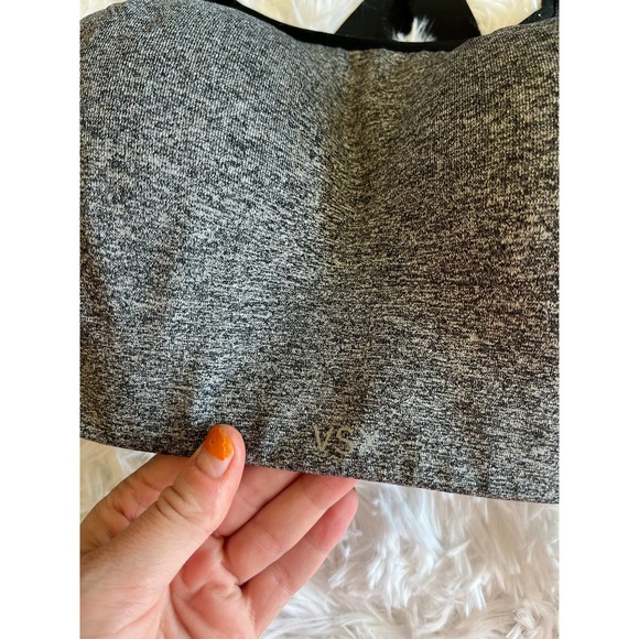 Victoria Secret Gray Sports Bra Size 36D High Support - Picture 3 of 5